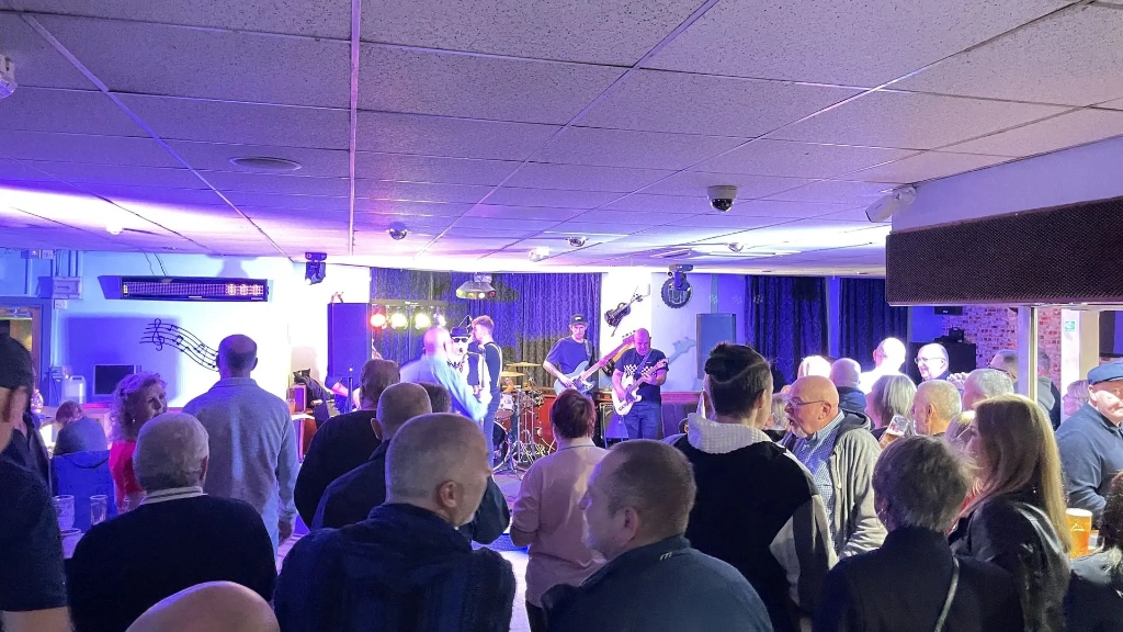 IGHTEN LEIGH SOCIAL CLUB